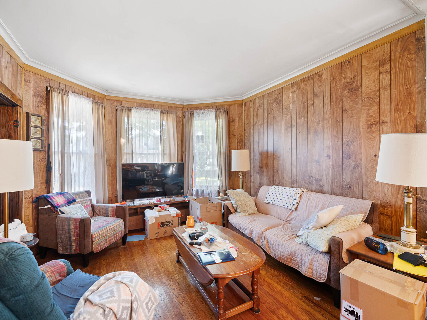 Property - Thumbnail 2