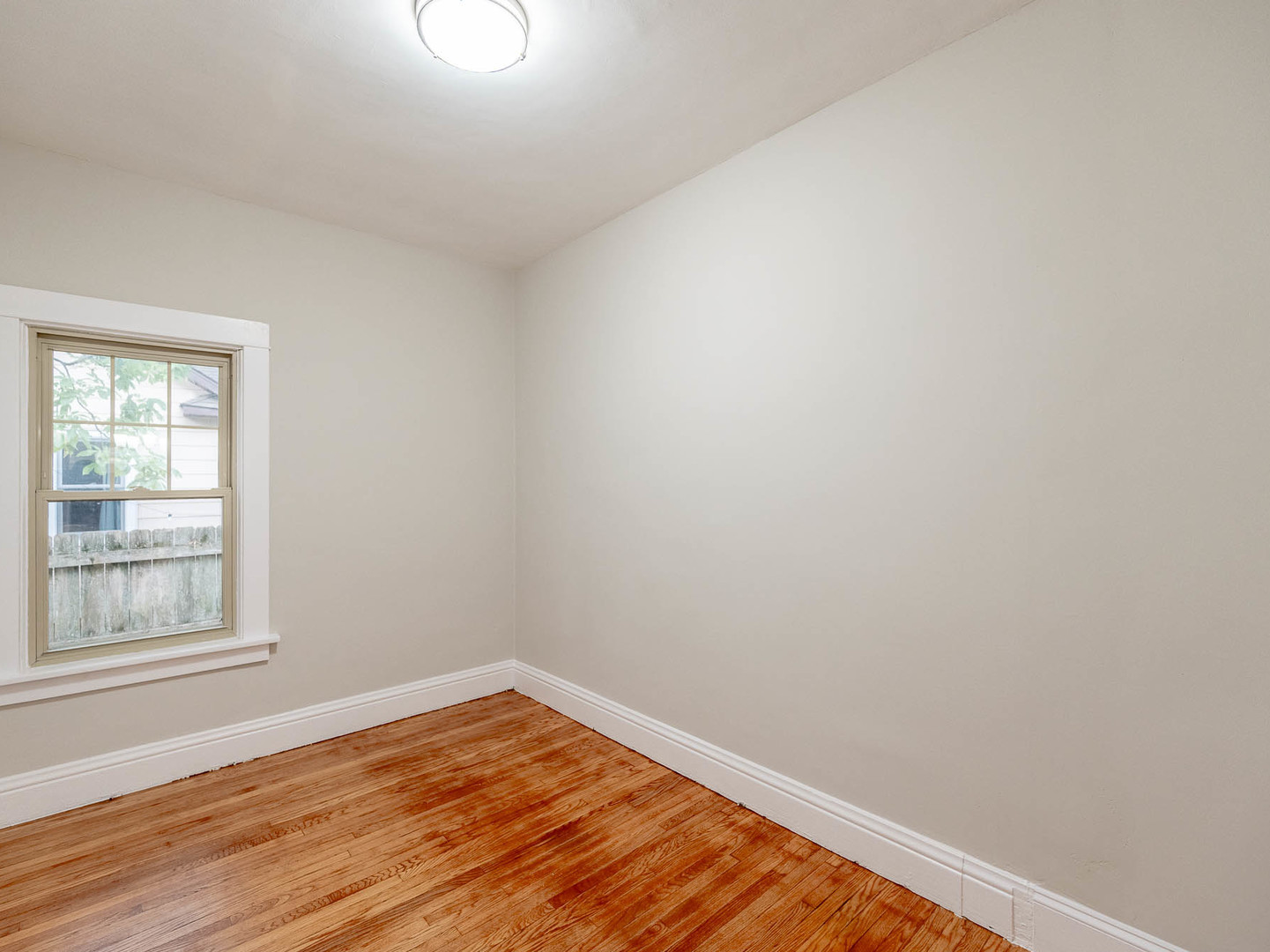 Property - Thumbnail 9