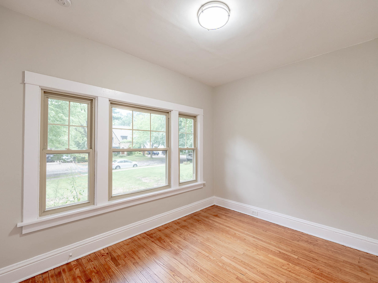 Property - Thumbnail 4