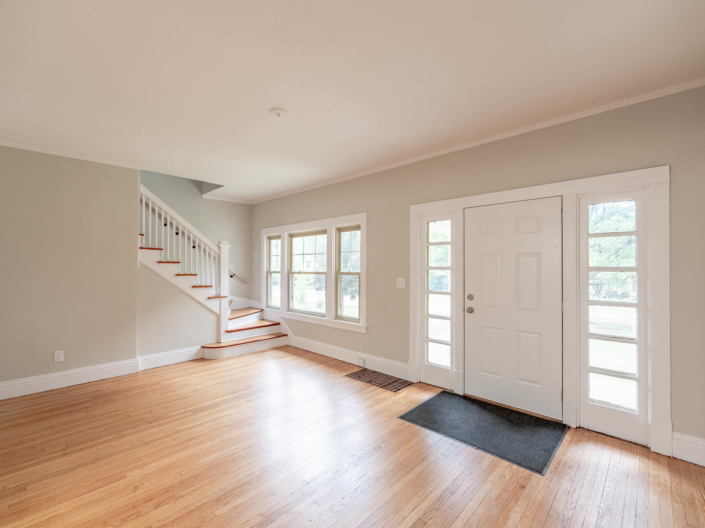 Property - Thumbnail 2