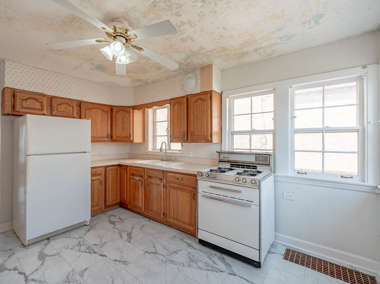 Property - Thumbnail 4