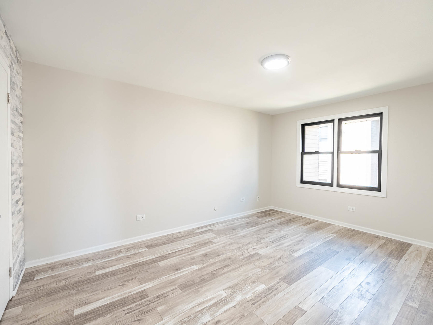 Property - Thumbnail 9