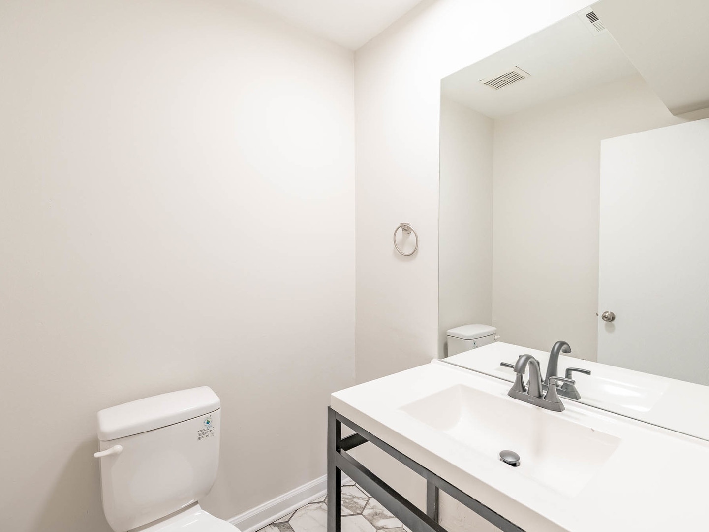 Property - Thumbnail 8