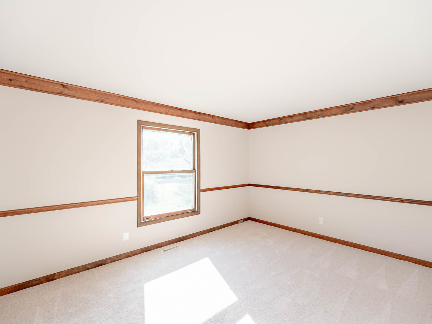 Property - Thumbnail 8