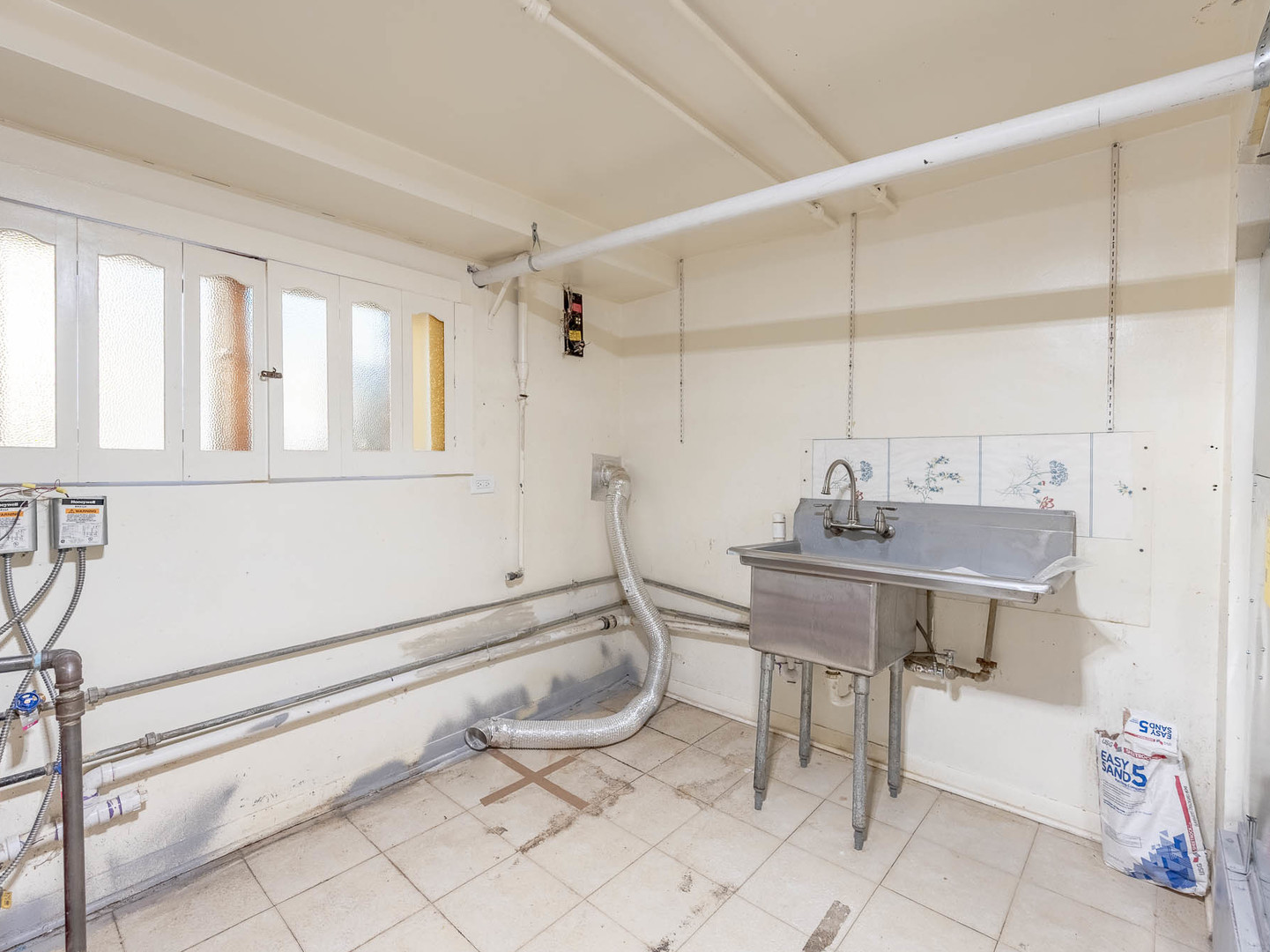 Property - Thumbnail 16