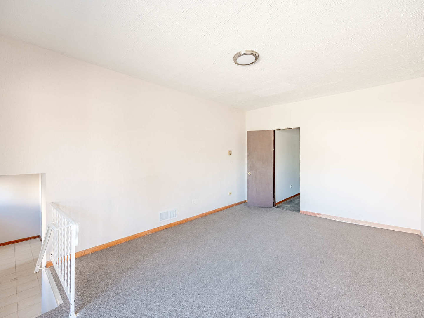 Property - Thumbnail 13