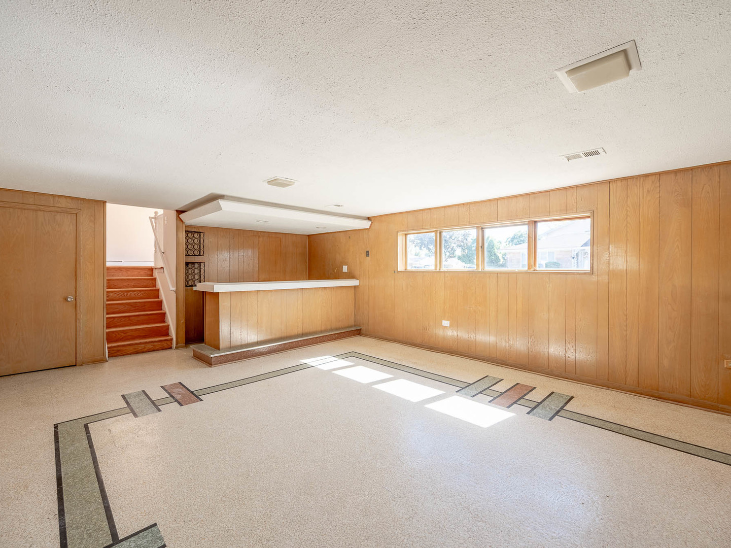 Property - Thumbnail 12
