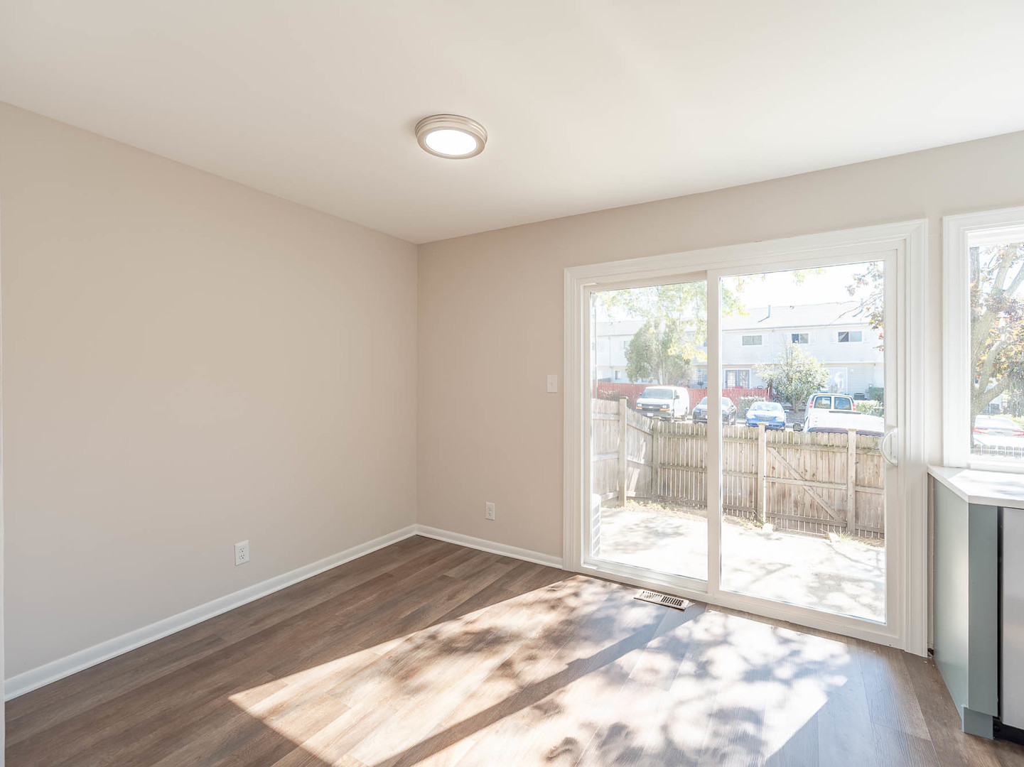 Property - Thumbnail 6