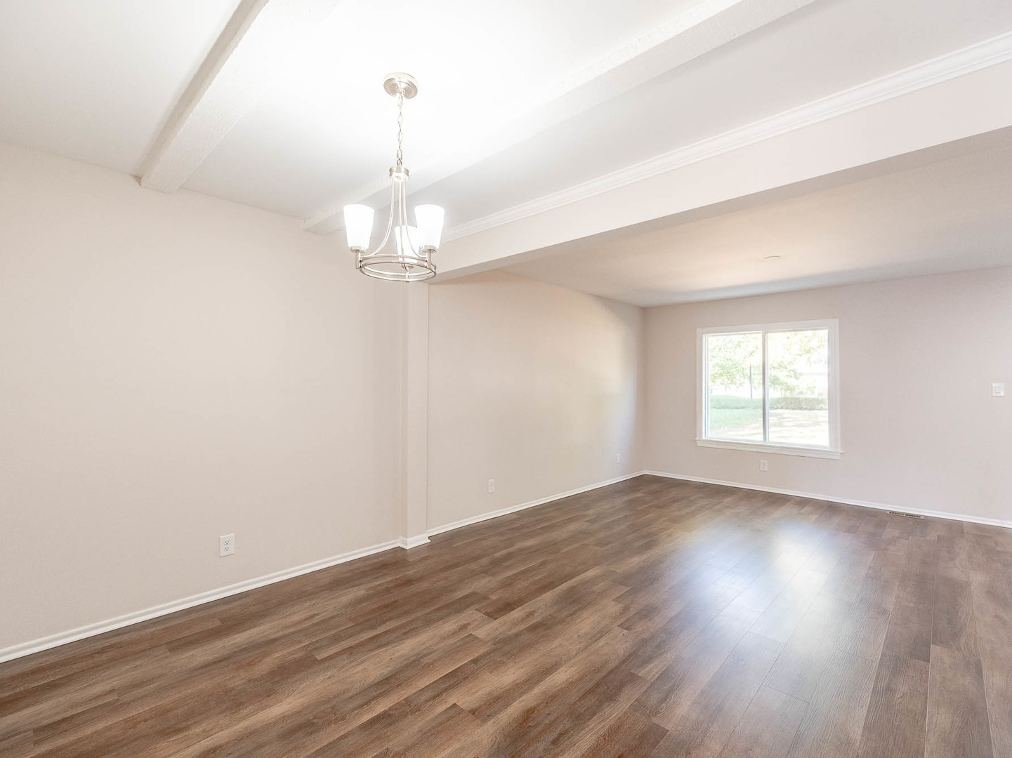 Property - Thumbnail 2