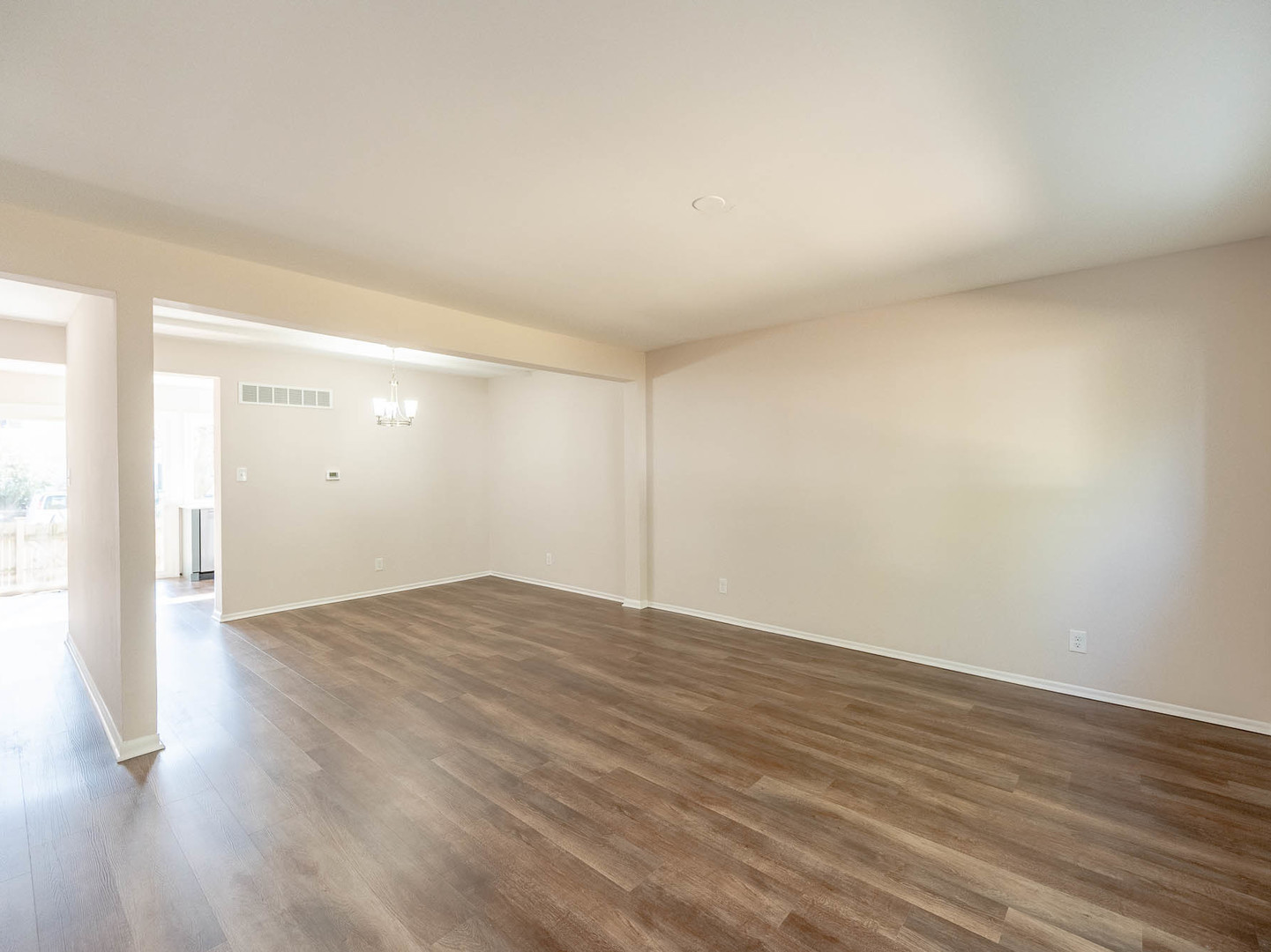 Property - Thumbnail 3