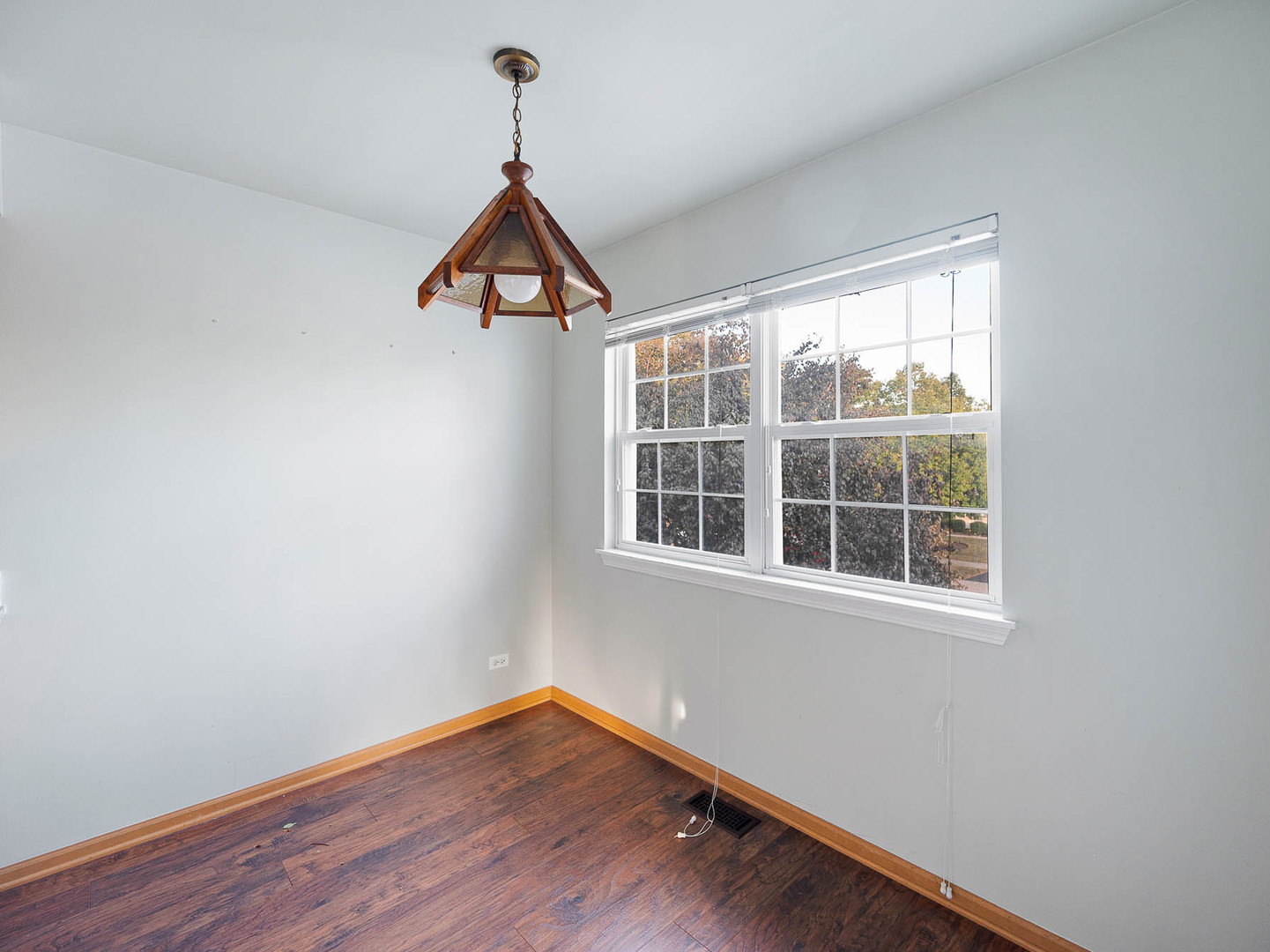 Property - Thumbnail 13