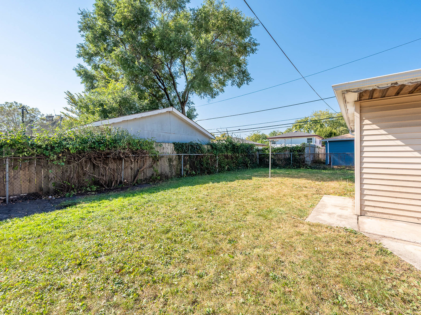 Property - Thumbnail 14
