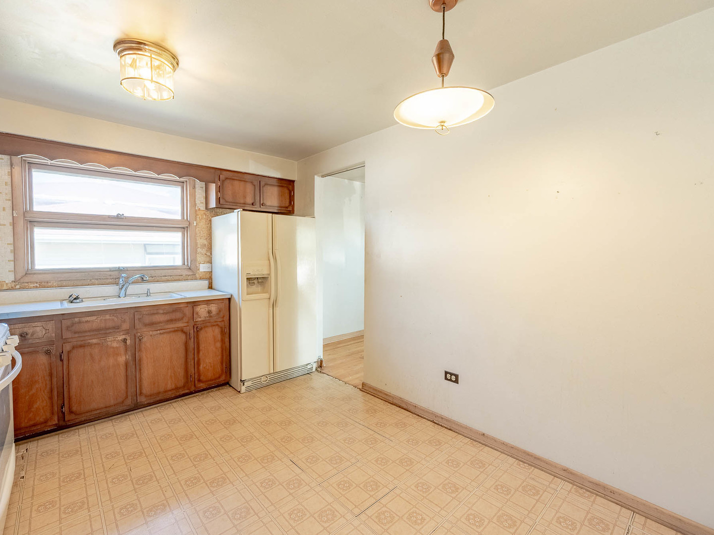 Property - Thumbnail 4