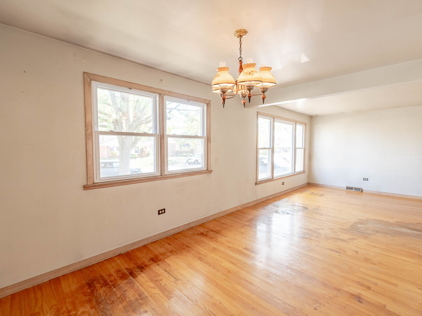 Property - Thumbnail 3