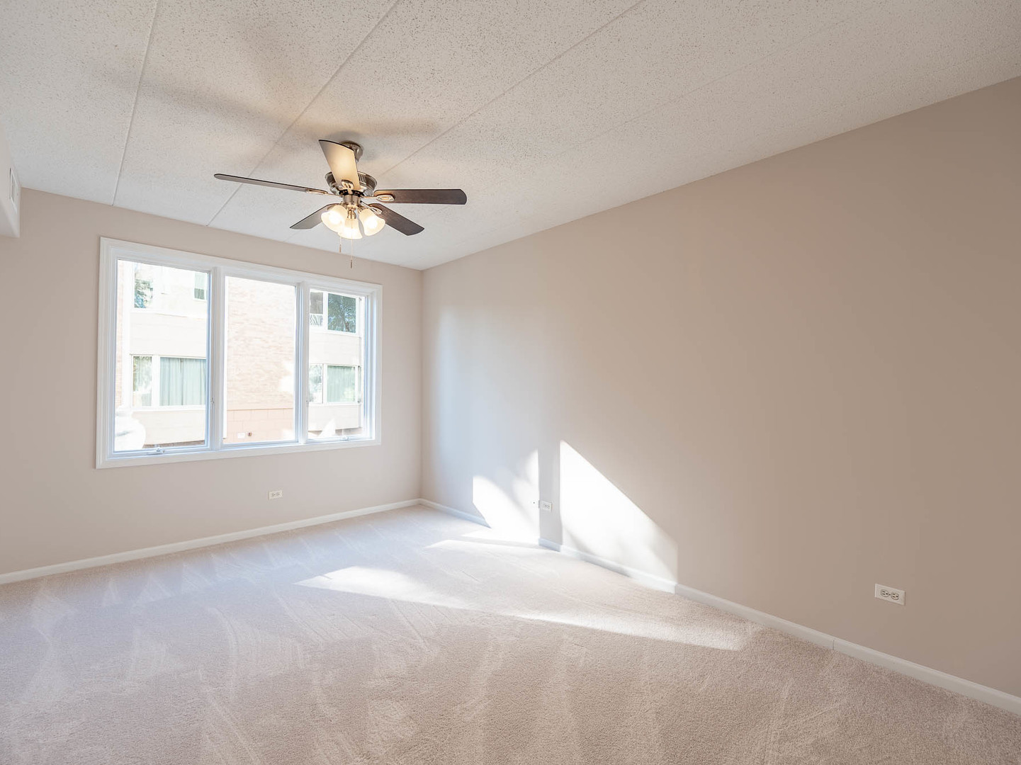 Property - Thumbnail 9