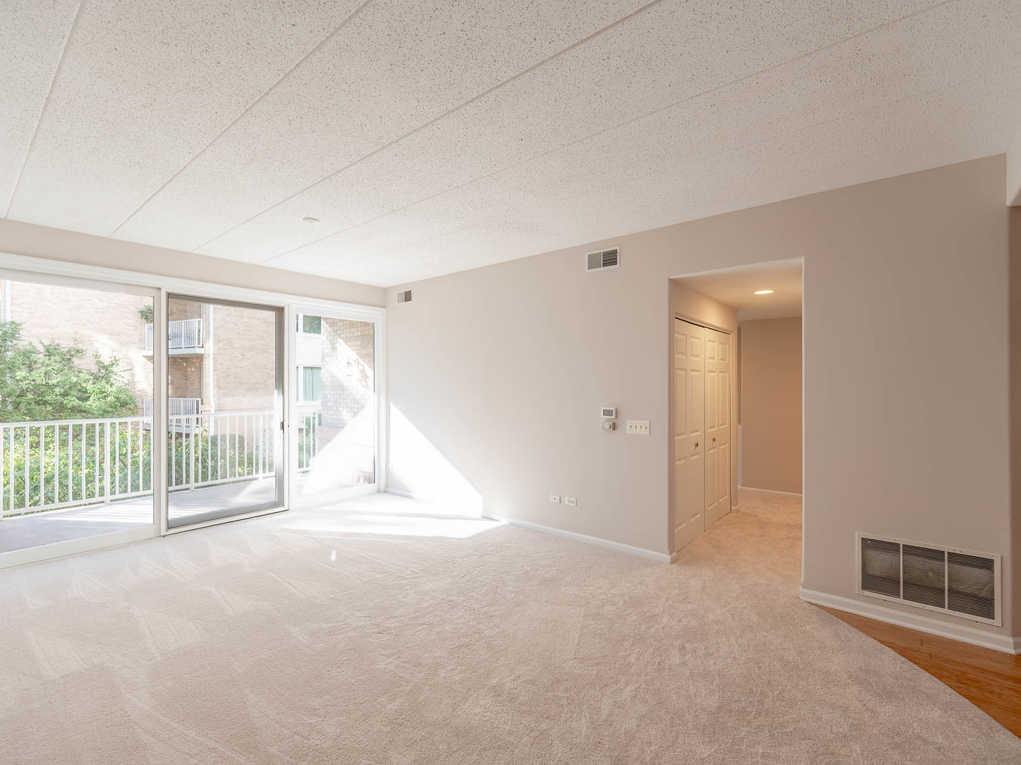 Property - Thumbnail 2