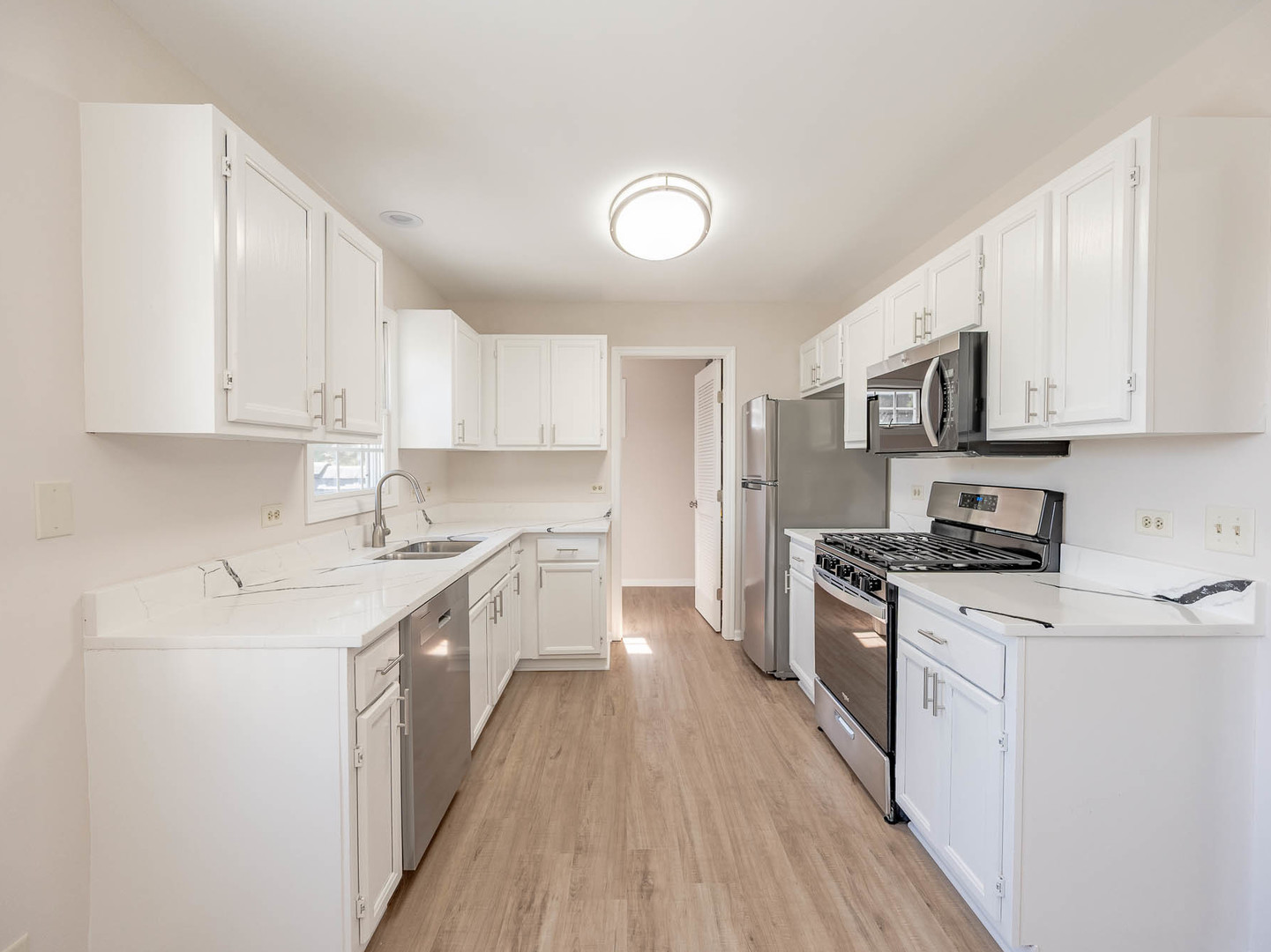 Property - Thumbnail 6