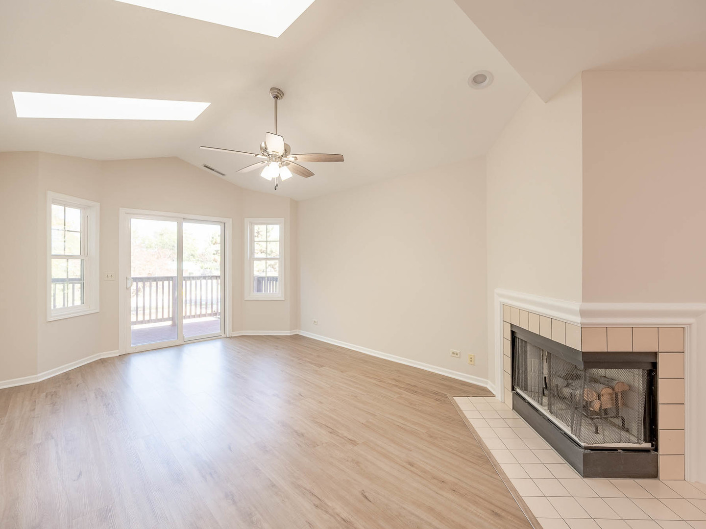 Property - Thumbnail 3