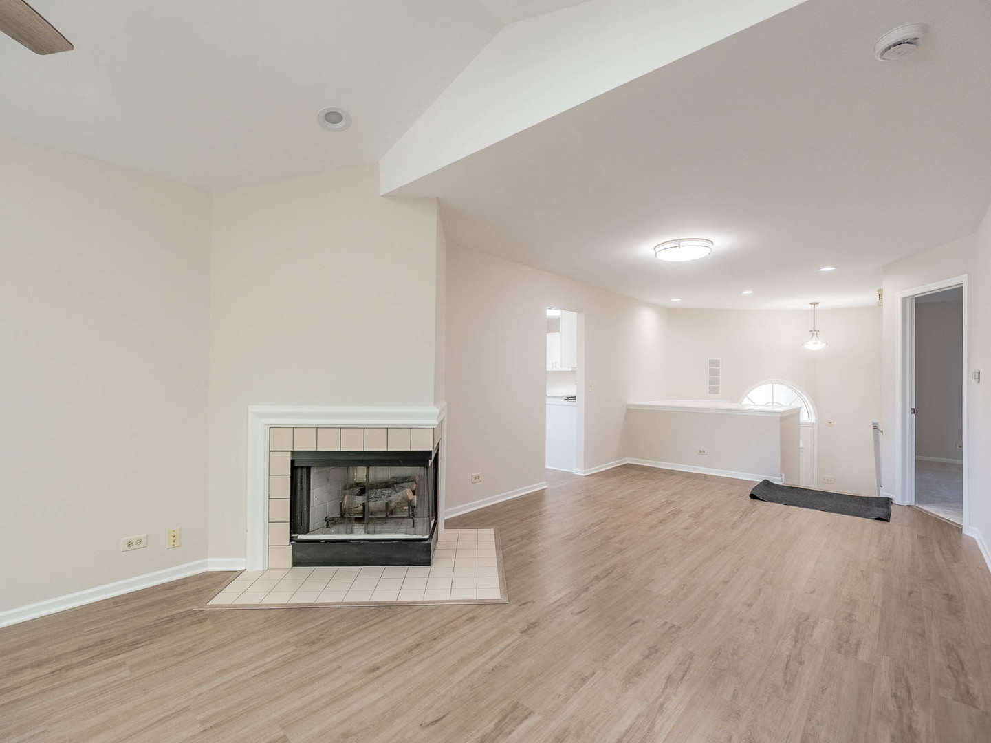 Property - Thumbnail 2