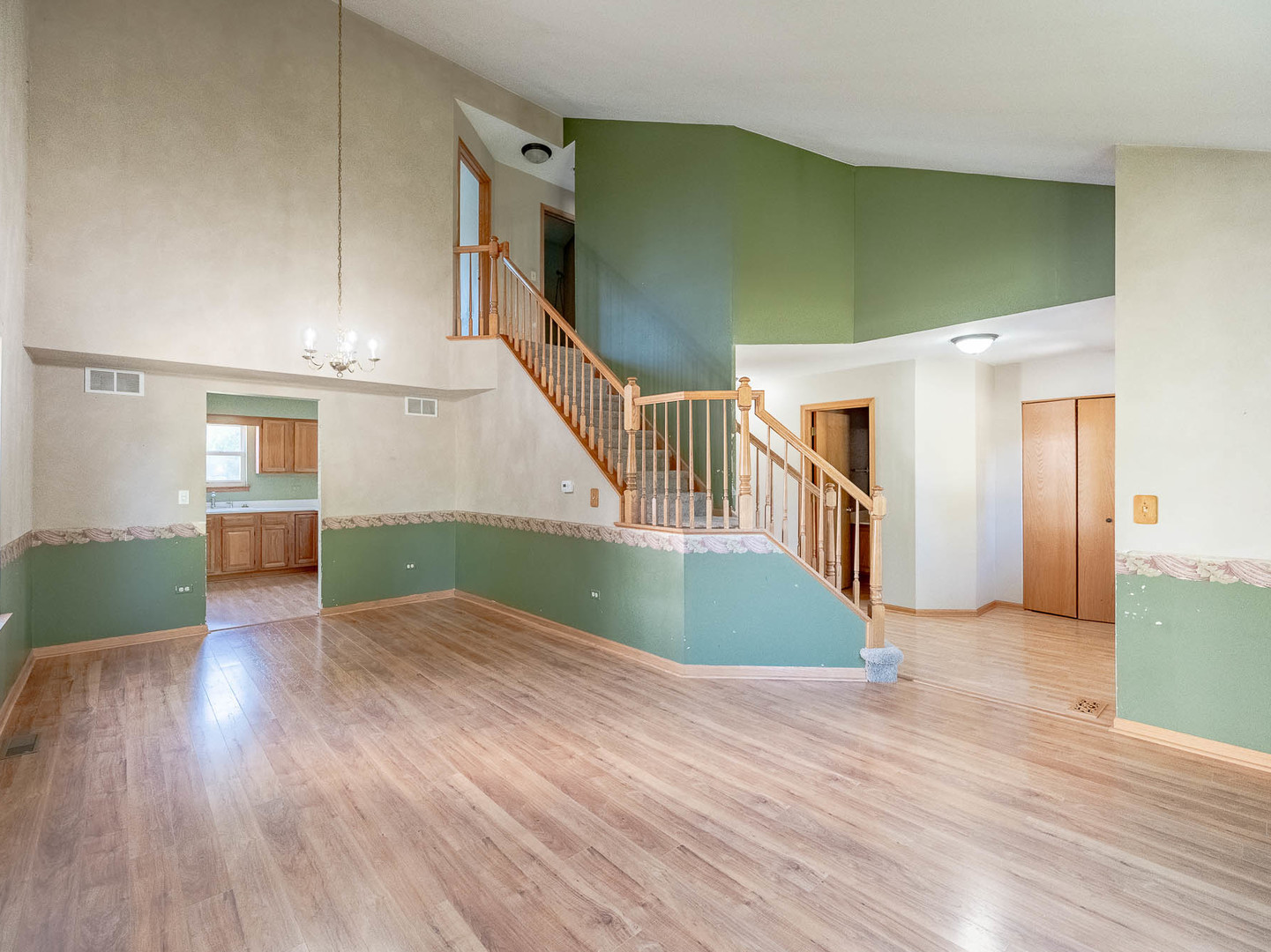 Property - Thumbnail 3