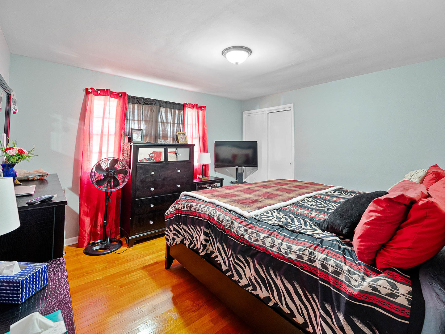 Property - Thumbnail 11