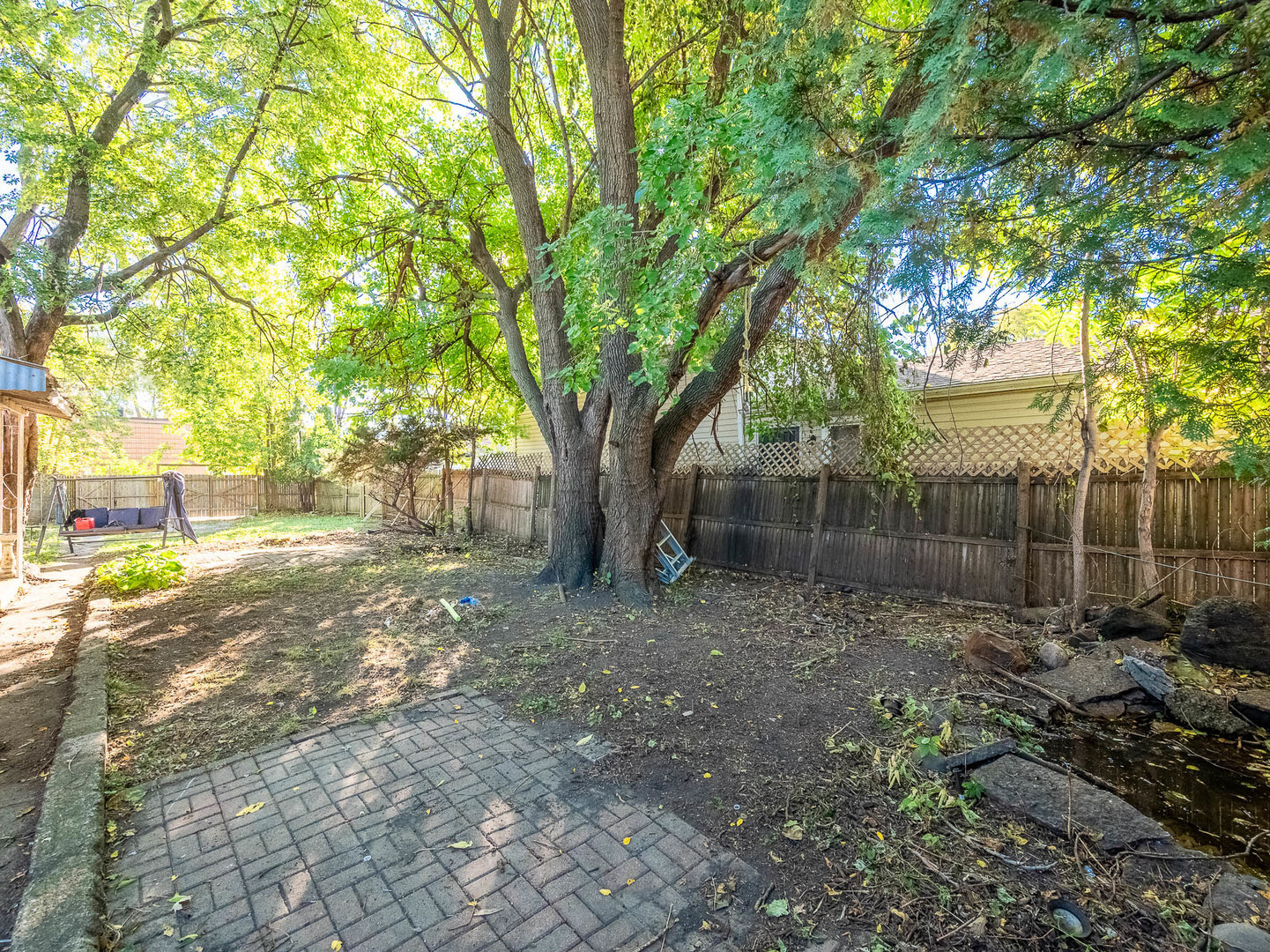 Property - Thumbnail 12