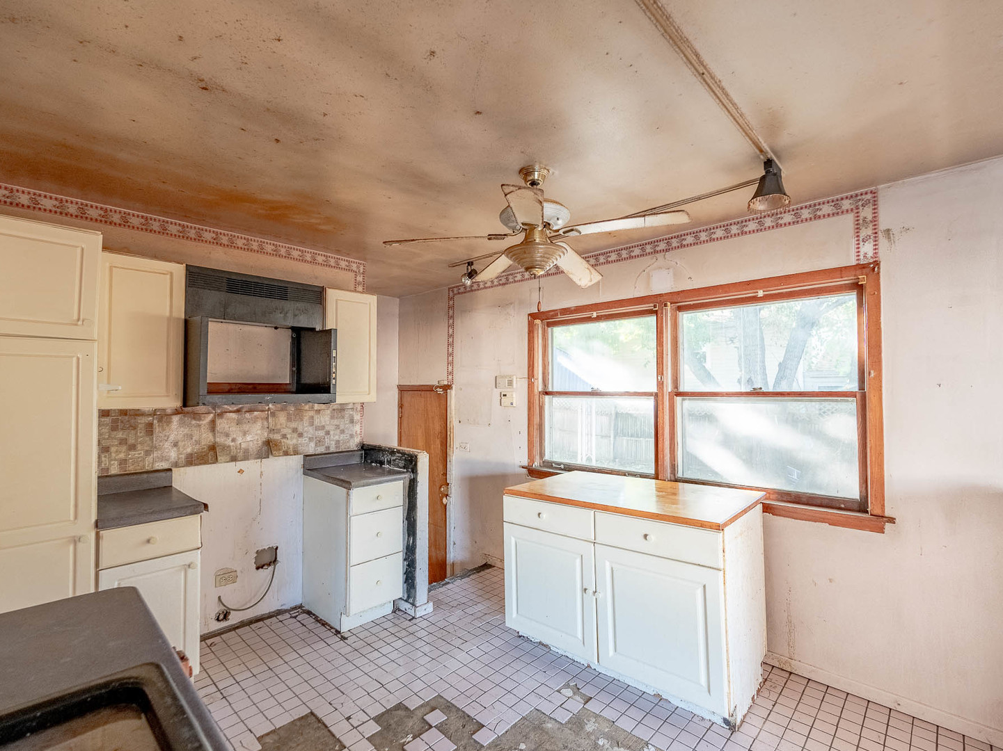Property - Thumbnail 5