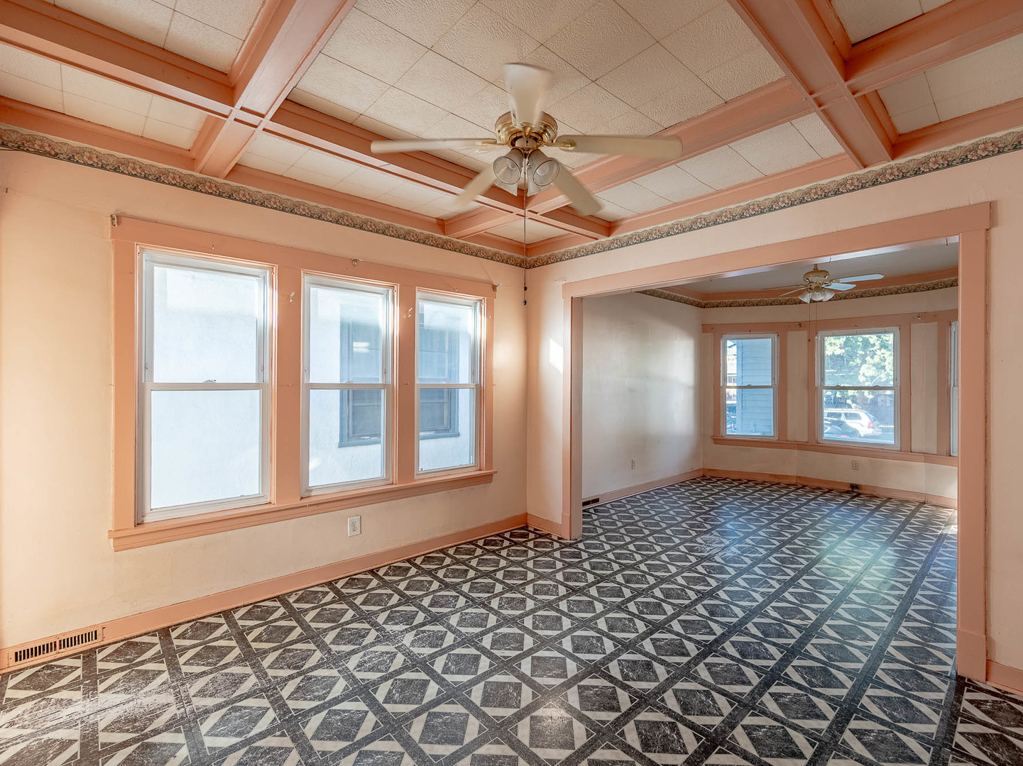 Property - Thumbnail 2
