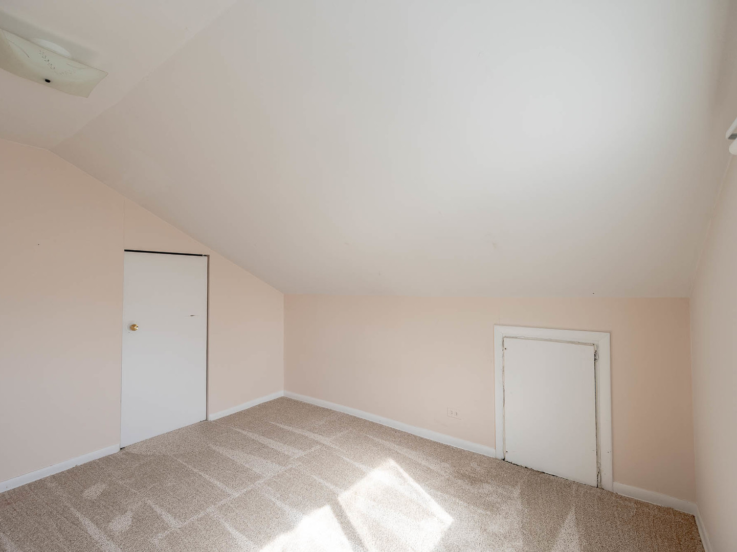 Property - Thumbnail 12