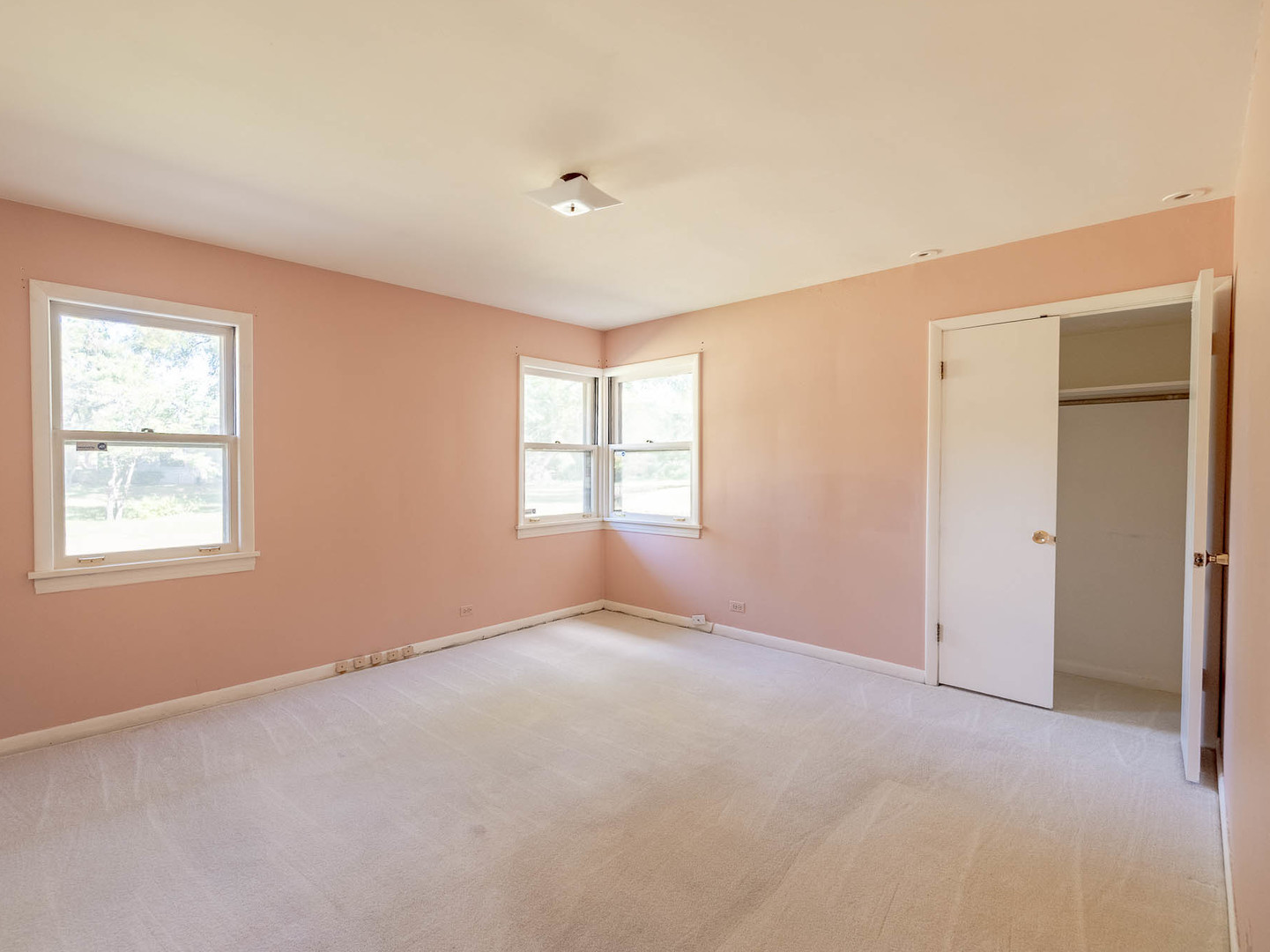 Property - Thumbnail 13