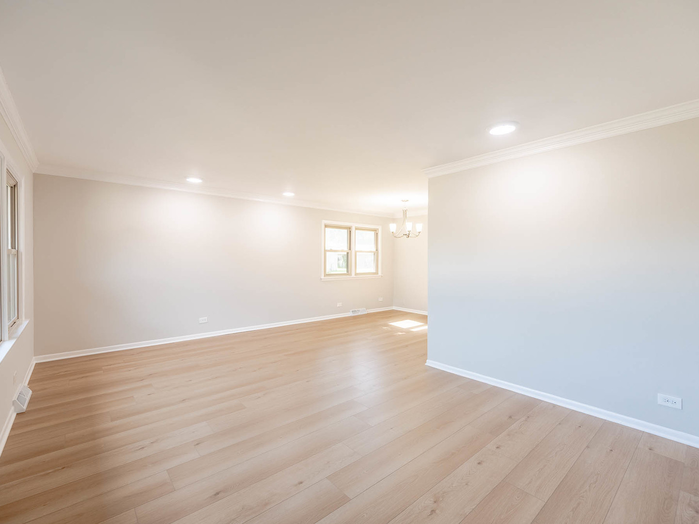 Property - Thumbnail 2