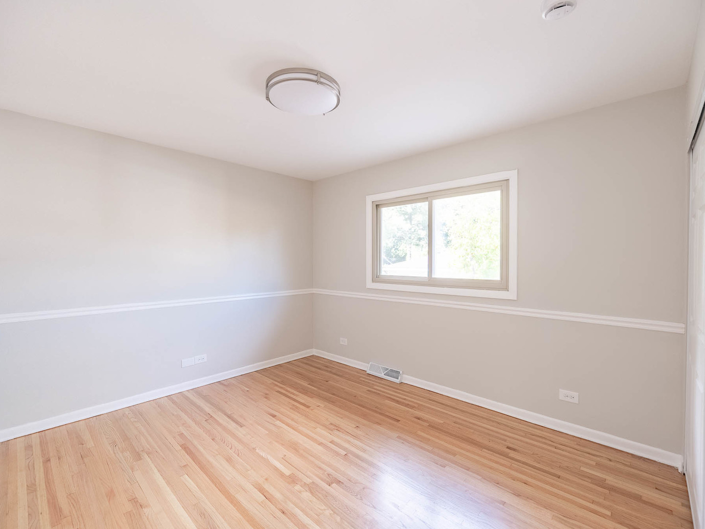 Property - Thumbnail 10