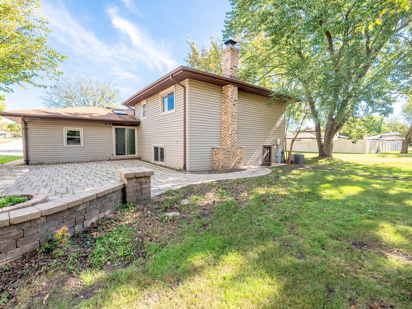 Property - Thumbnail 18