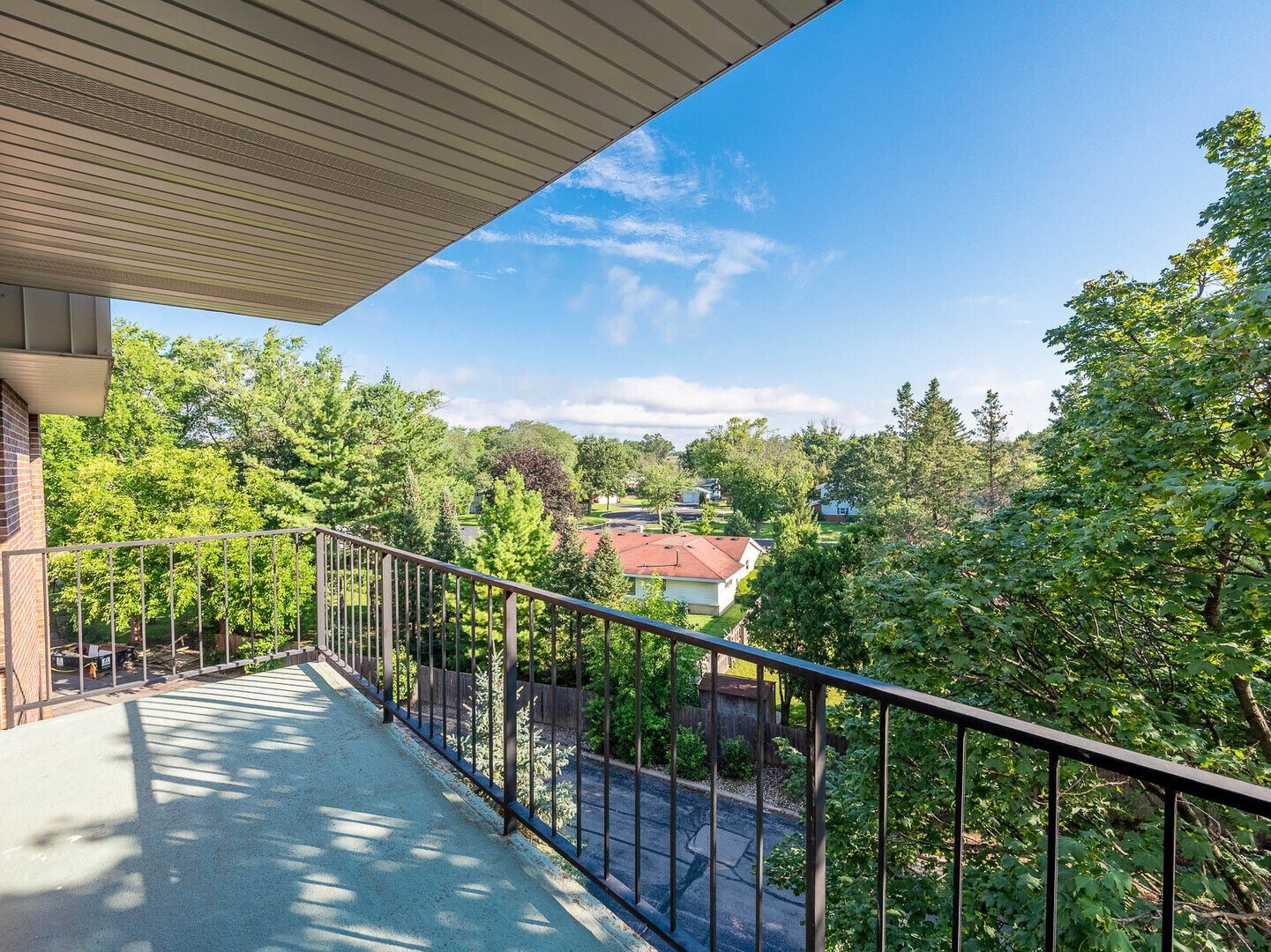 Property - Thumbnail 13
