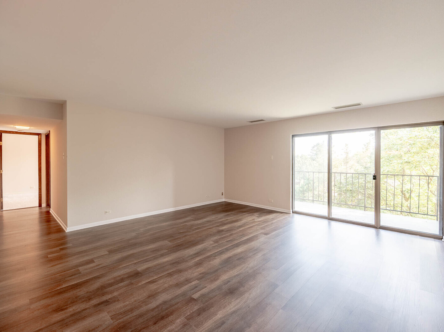 Property - Thumbnail 3