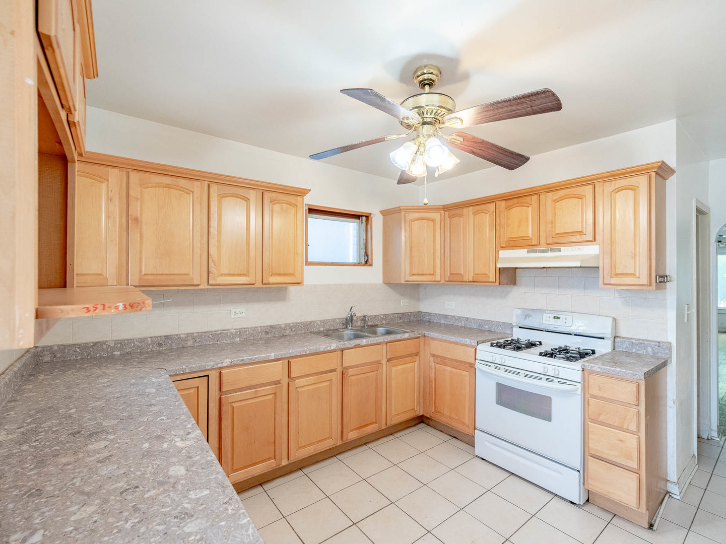 Property - Thumbnail 4