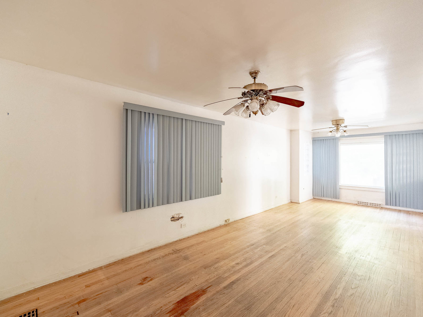 Property - Thumbnail 3