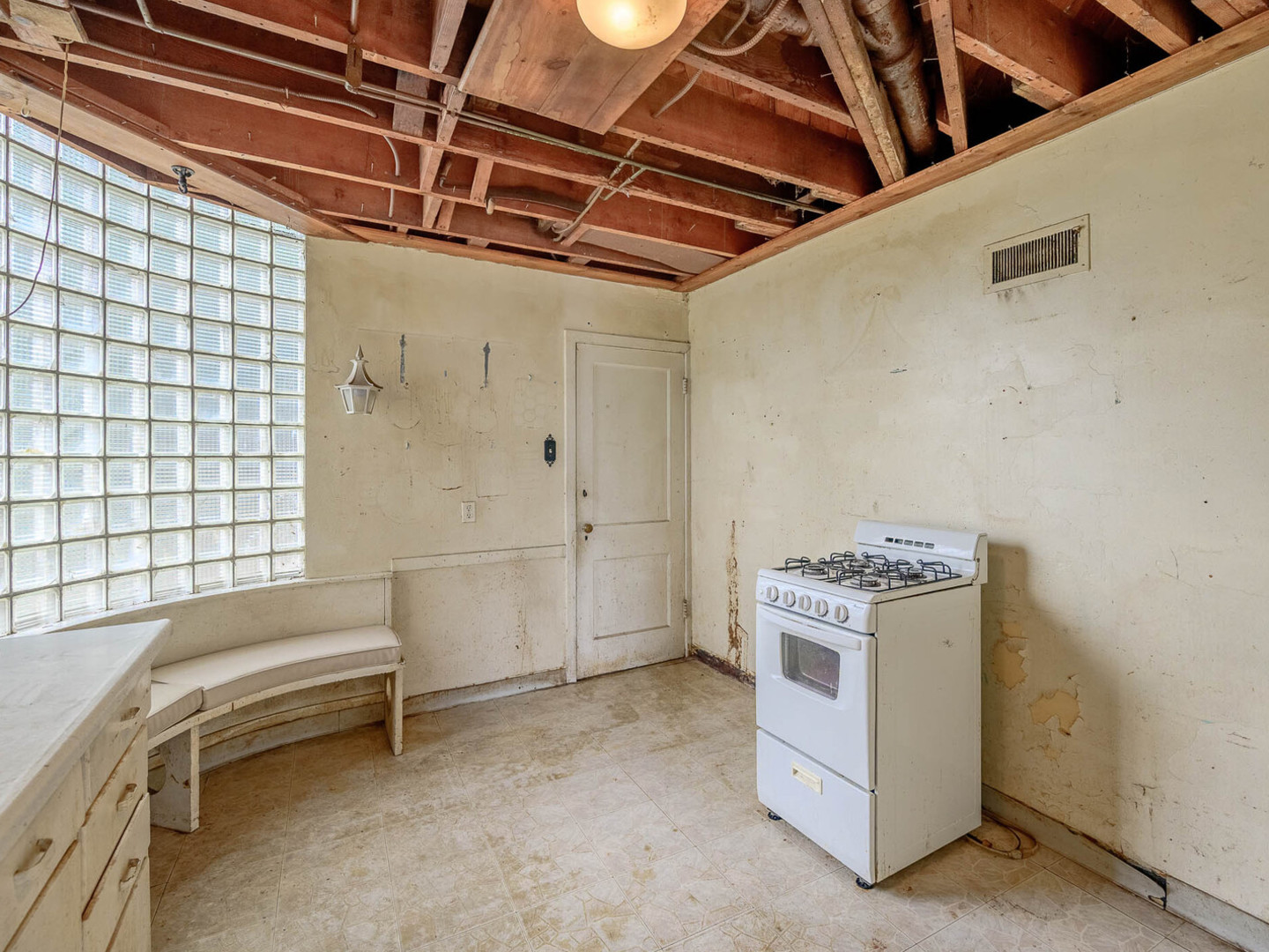 Property - Thumbnail 5
