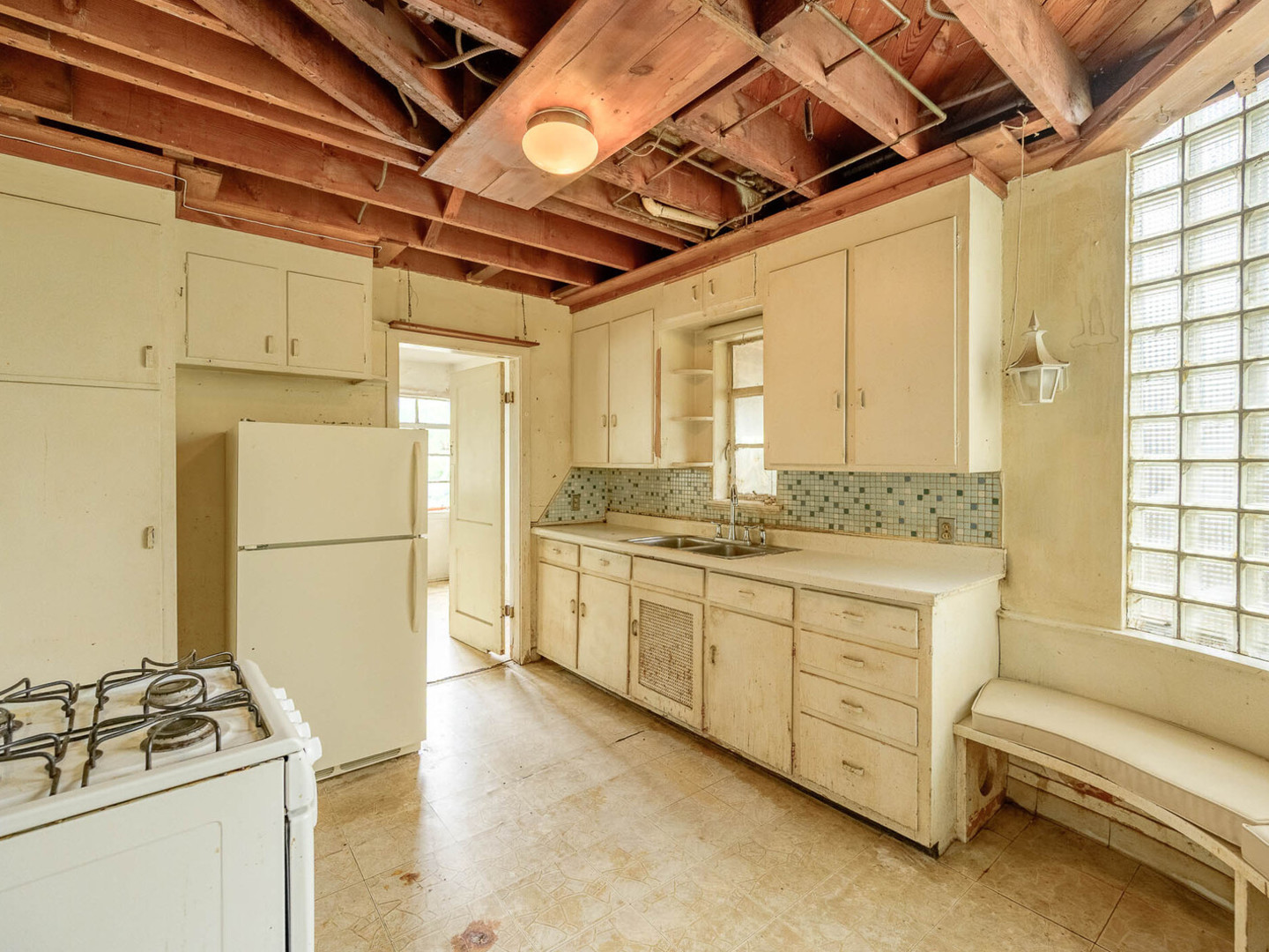 Property - Thumbnail 4