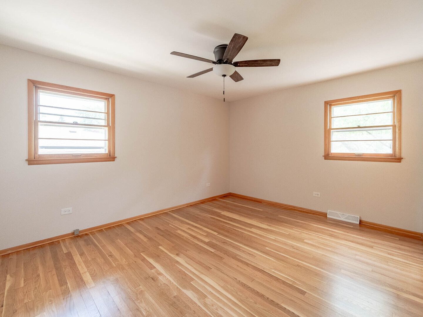 Property - Thumbnail 10