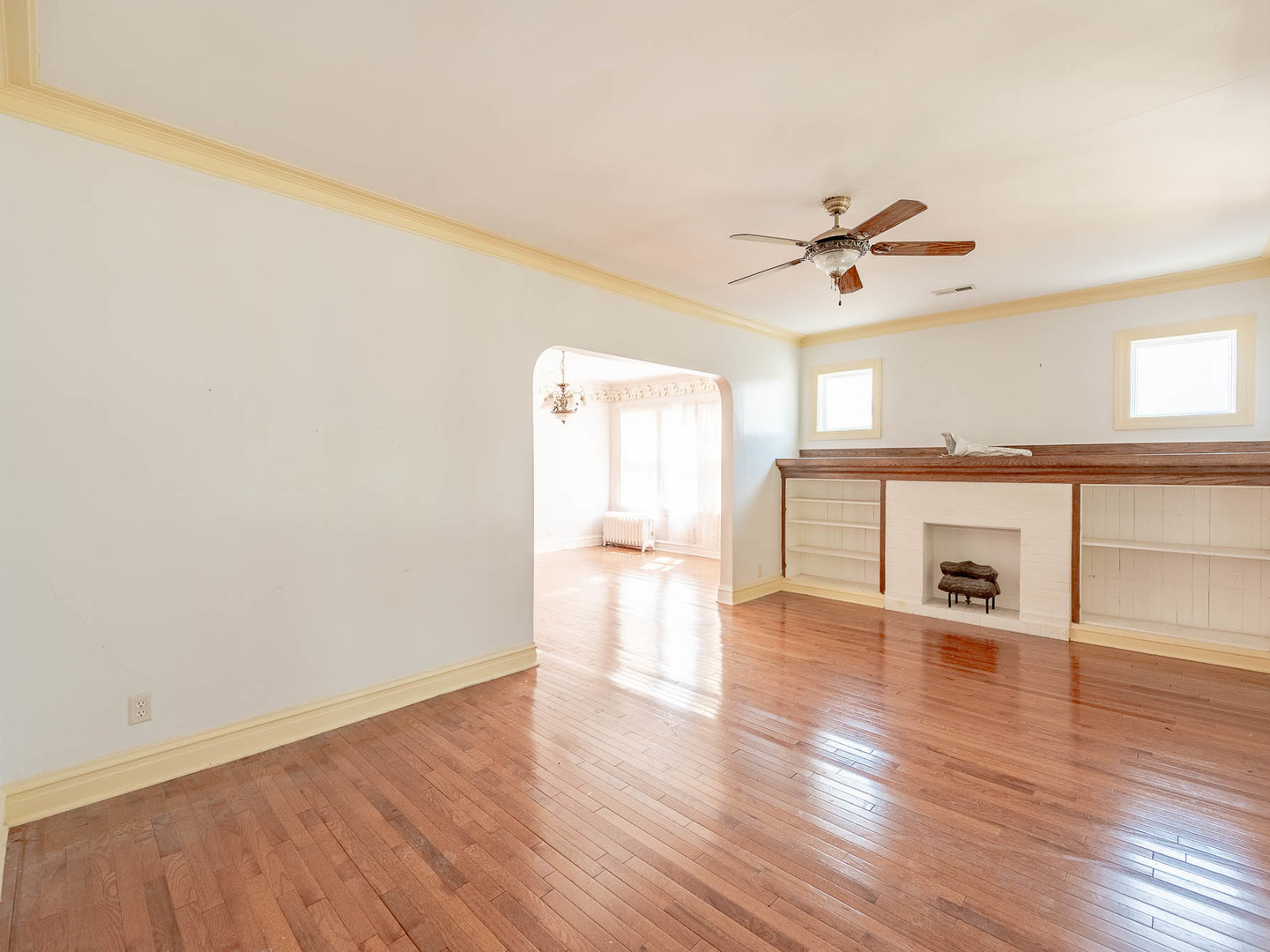 Property - Thumbnail 2