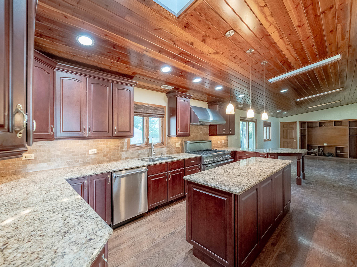 Property - Thumbnail 6