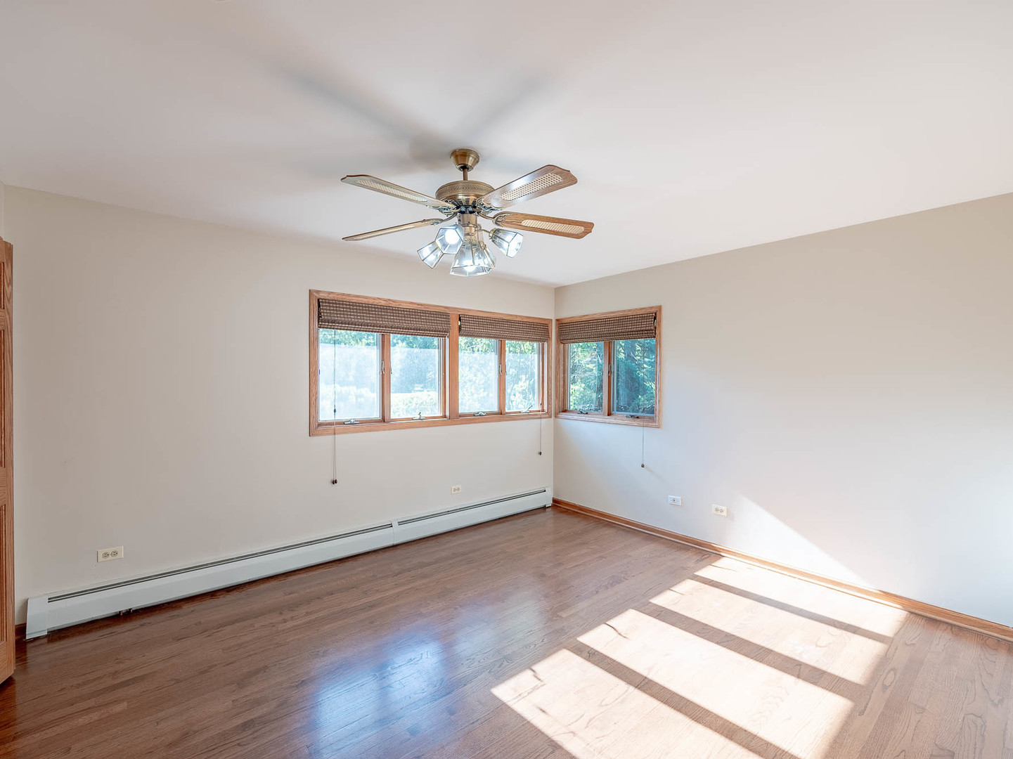 Property - Thumbnail 12