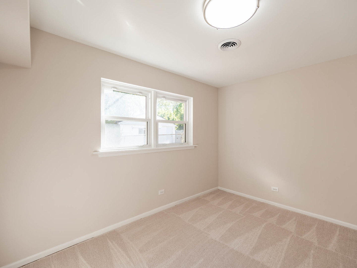 Property - Thumbnail 11