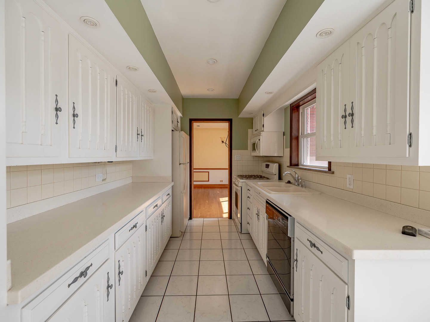Property - Thumbnail 5