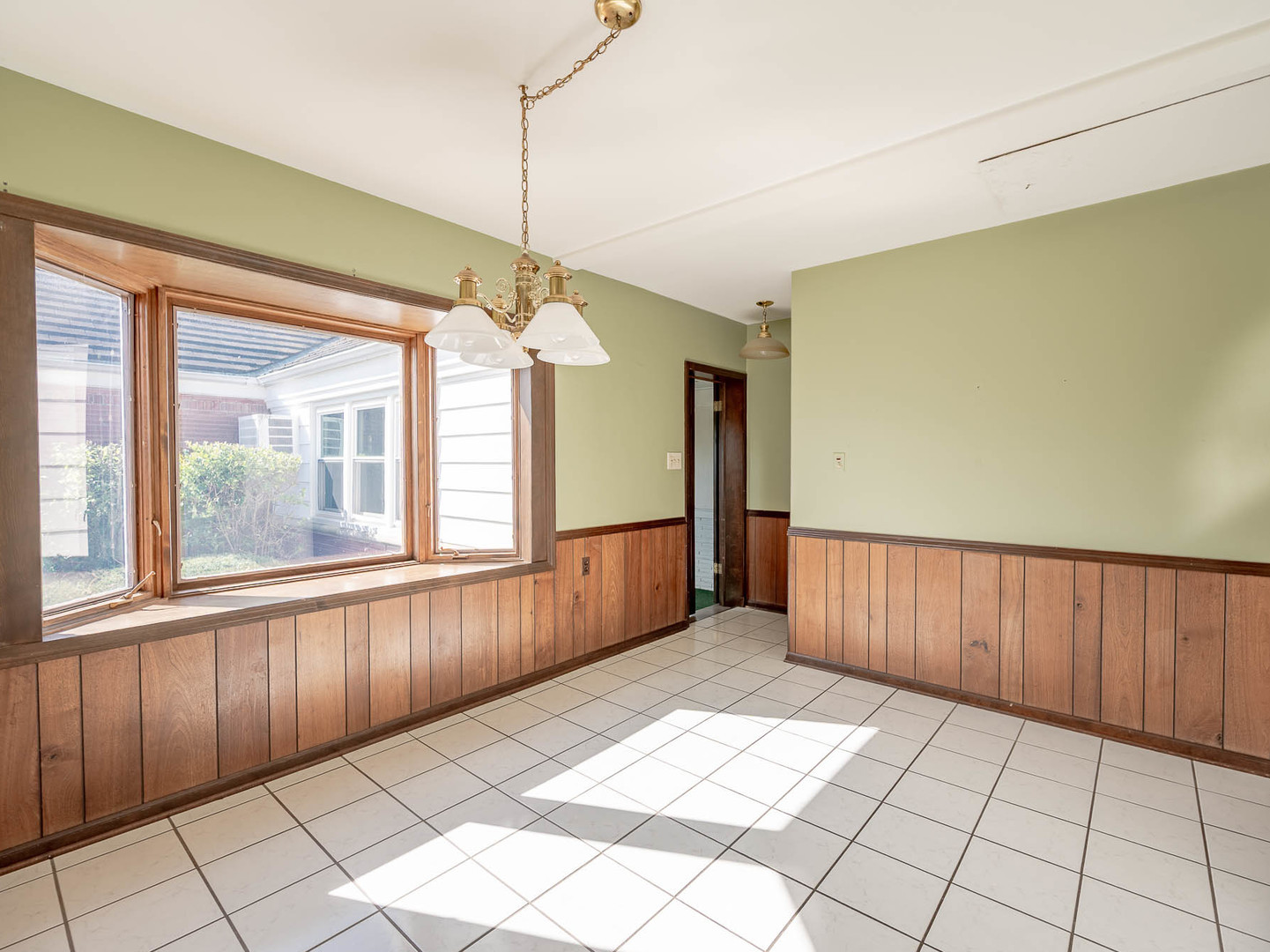 Property - Thumbnail 8
